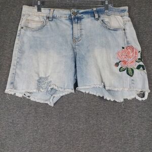 BLUE SAVVY WOMENS BLUE JEAN ROSE APPLIQUE DISTRESSED DESTROYED DENIM SHORTS 14